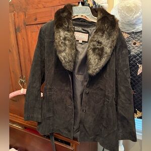 Wilson’s Leather Black Suede Coat w/ Removable Fur Collar